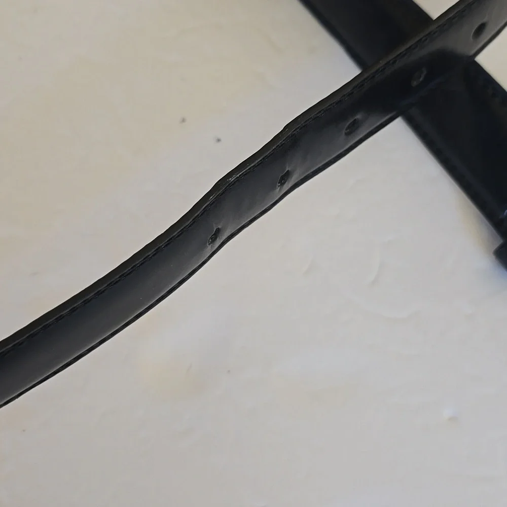 Mens Black leather Belt with Silver Buckle Sz.Medium